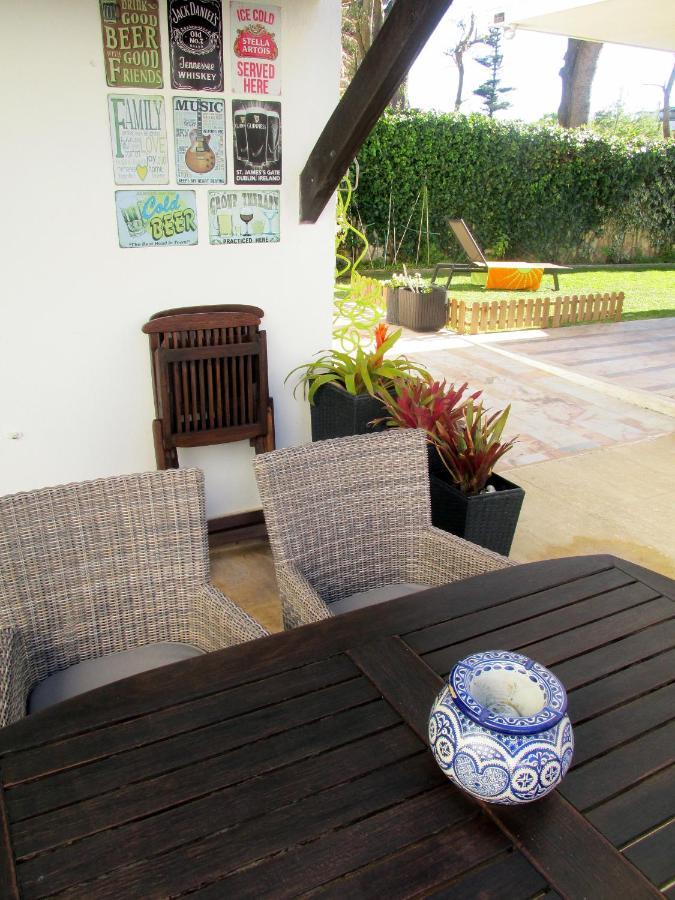 Go Pt - Private Challet With Swimming Pool And Garden Parede Kültér fotó